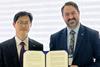 Hae-Ki Jang, CTO of Samsung Heavy Industries and Sean van der Post, Lloyd’s Register’s offshore business director
