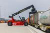 kalmar-has-officially-handed-over-its-first-fully-electric-reachstacker-to-long-term-partner-cabooter-group