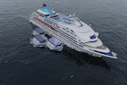 Render of hydrogen floating hubs refuelling a ship