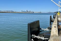bollards_container-terminal_port-of-oakland_california_shibatafenderteam_01
