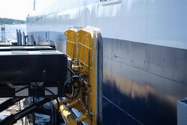 Trelleborg AutoMoor system positioned nex to a ship