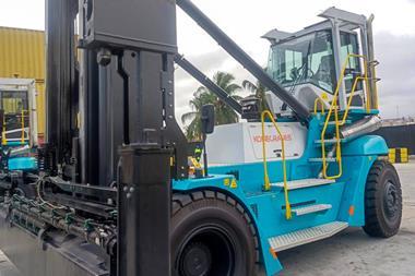 Konecranes reach stacker at LCT in Togo