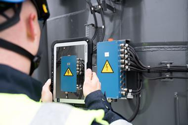 liebherr-parts-assistant-1-LQ