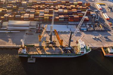 liebherr-dp-world-constanta-lhm-600-1-300dpi