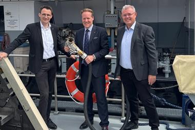 The image shows Karsten Schönewald, managing director Hamburg Fleet, Harbour Captain Simon Rosenkranz and Stefan Frommann, managing director, Friedrich G. Frommann GmbH & Co. KG