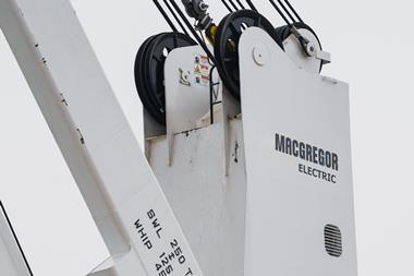 MacGregor electric crane