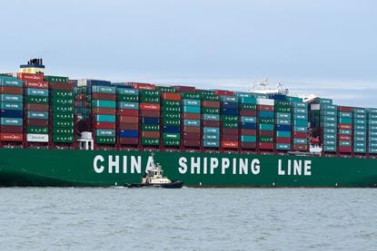 CSCL Globe arriving at Felixstowe, UK