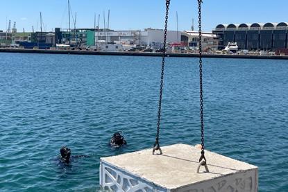 An ECOncrete block being installed at Marina Port Valencia