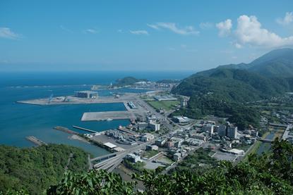 The image shows an overhead view of Taiwan's Suao Port