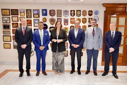 Visita-en-la-autoridad-portuaria-de-las-palmas