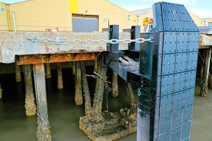 pile-fender_general-cargo-terminal_portofsheerness_sheerness_united-kingdom_shibatafenderteam_1