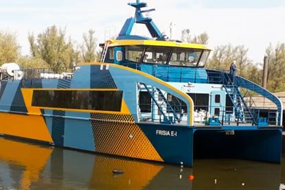 The photo shows the Damen E-Kat on the water