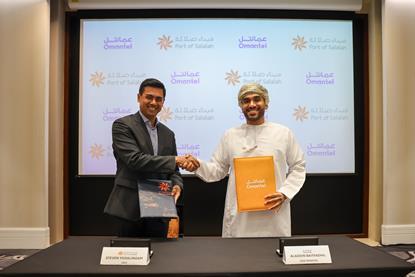 Steven Yoogalingam, CEO of the Port of Salalah and Aladdin bin Abdullah Bait Fadhil, CEO of Omantel.
