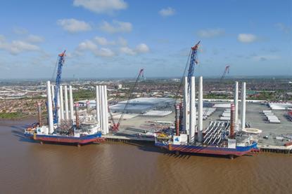 The image shows Green Port Hull, Siemens Gamesa’s manufacturing facility