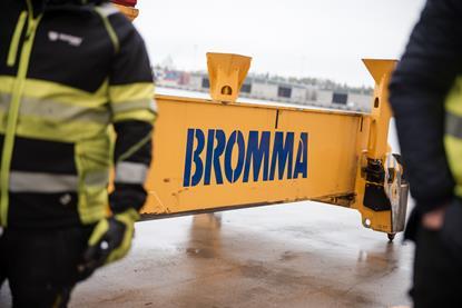 The image shows Bromma equipment in action