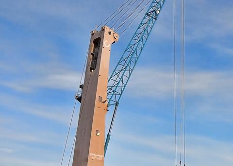 Mobile Harbour Crane