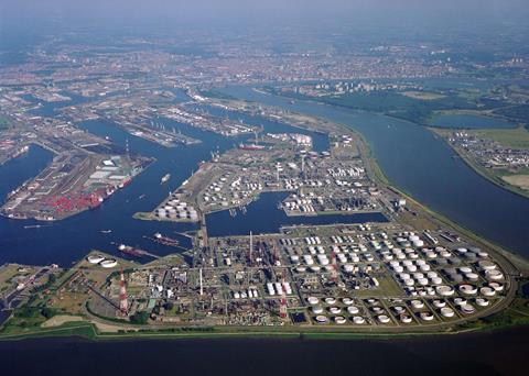 'Green' vessels calling at Antwerp could be eligible for a 20% discount on port dues