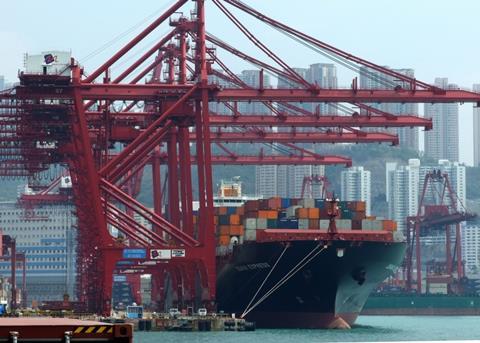 Ships are the major source of air pollution in Hong Kong Photo: Kai Yan, Joseph Wong