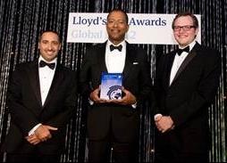 POLA wins Lloyds List award for its role in reducing maritime related emissions