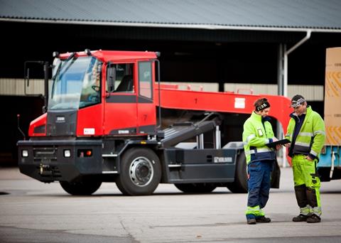 Kalmar TR618i terminal tractors
