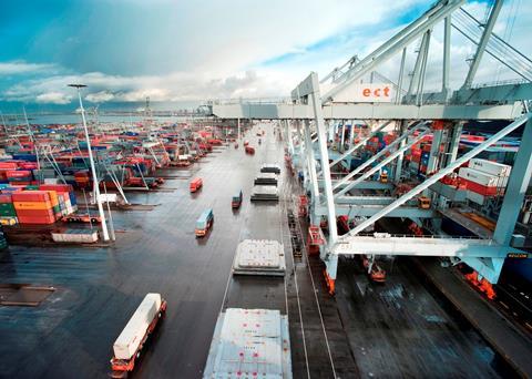 Waiting time at Rotterdam has been up to 92 hours. Photo: Freek van Arkel