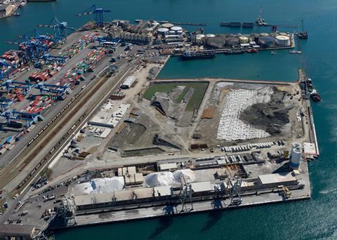 Genova's major container terminal investments paves the way for 14,000+ teu ships